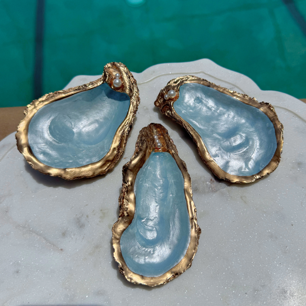 Light Blue Pearlescent Blue Oyster Dish