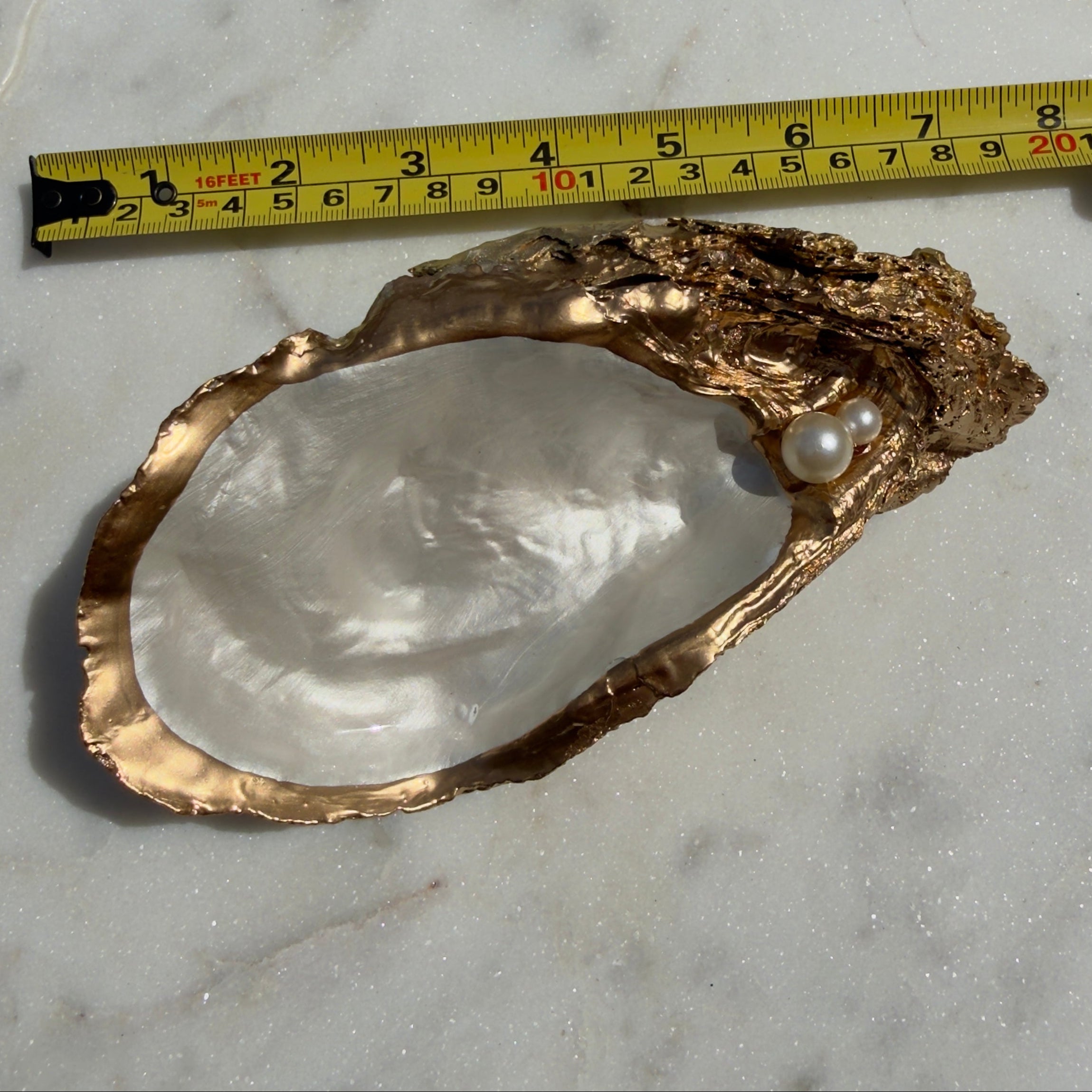 Pearlescent White Oyster Dish